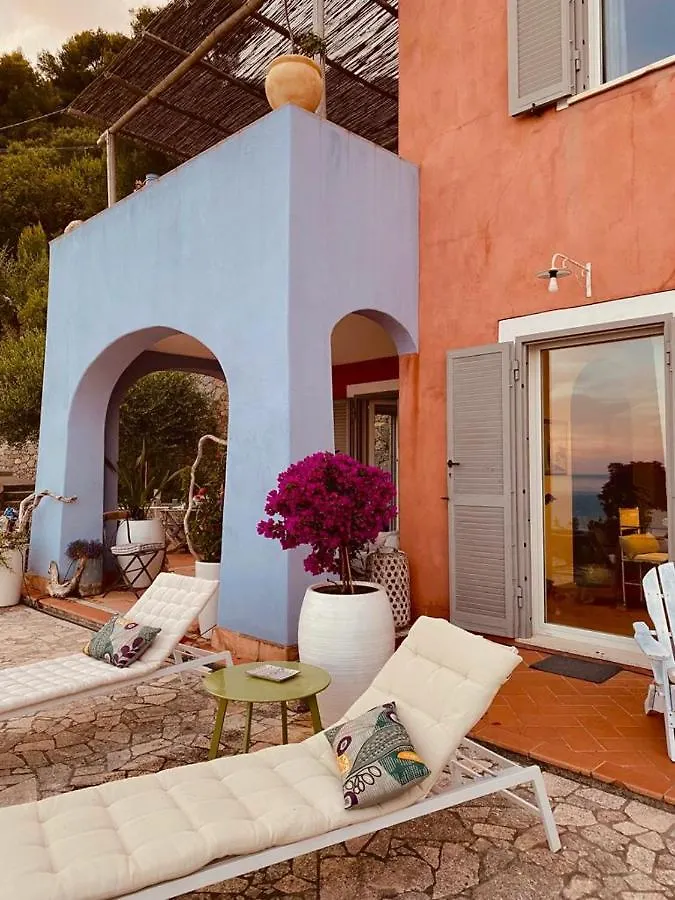 La Bouganvilla Charme & Relax Vista Mare Finale Ligure Villa