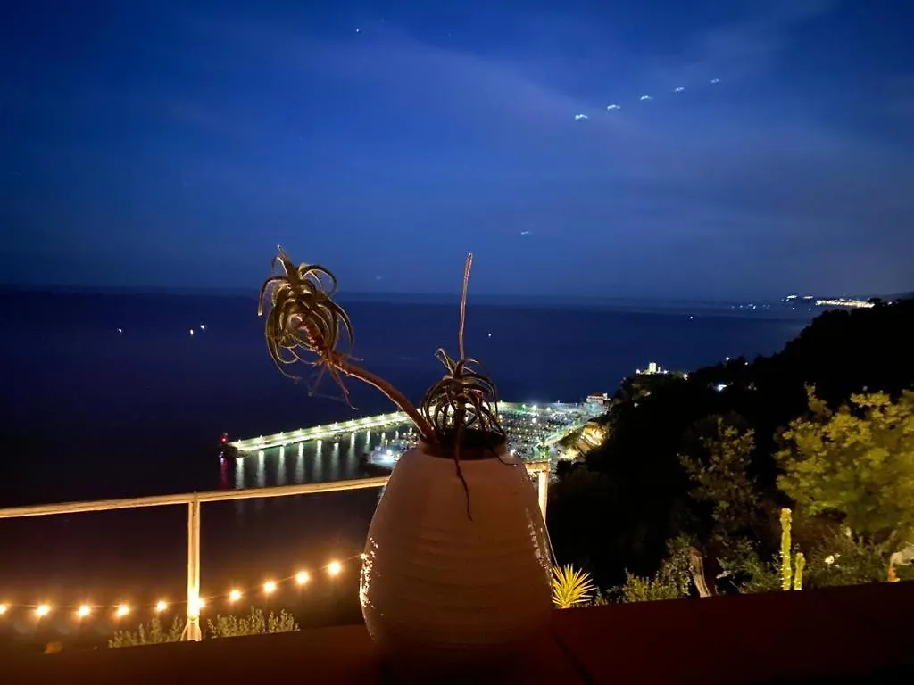 La Bouganvilla Charme & Relax Vista Mare Finale Ligure 0*,  Italy